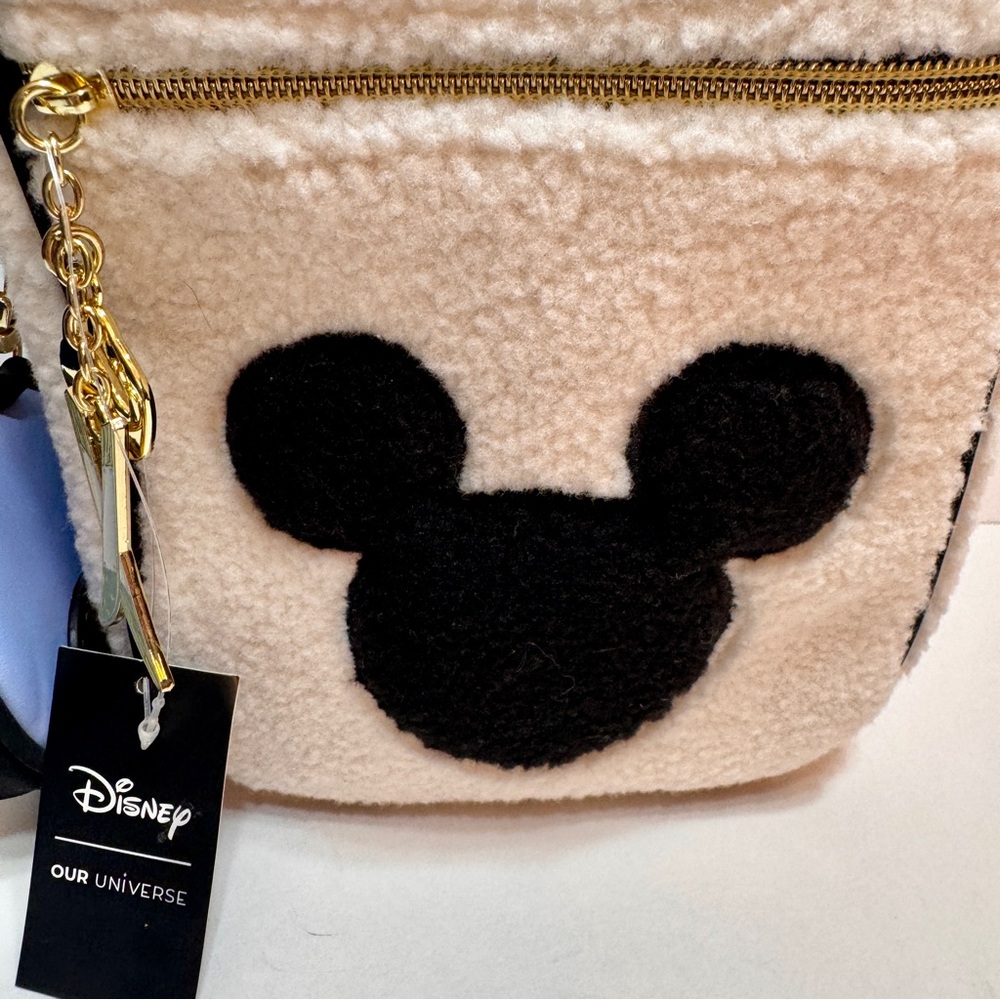 NWT Our Universe Disney Mickey Mouse Ski Sherpa Convertible Crossbody Bag. - Picture 4 of 16
